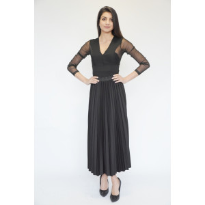 Стилна плисирана пола