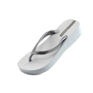 Дамски чехли бели с платформа Ipanema 81256 белиKP