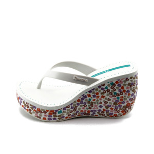 Дамски чехли бели с платформа Ipanema 81189 белиKP