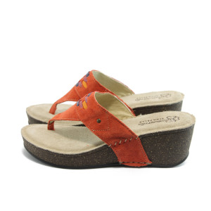 Анатомични дамски чехли червени с платформа ГР 4903 червениKP