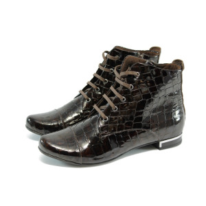 Дамски боти лачени кафяви МИ 107-257 кафяв лакKP