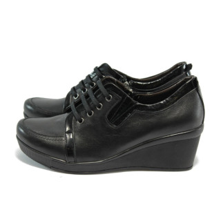 Черни дамски обувки с платформа МИ 1005 черниKP