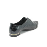 Дамски лачени обувки с връзки черни МИ 102 черноKP