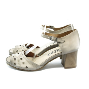 Дамски сандали бежови на ток ИО 1487 бежовоKP