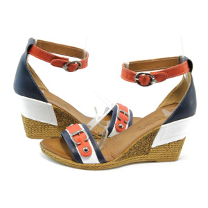 Дамски сандали сини с платформа МИ 503 синьоKP