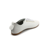 Бели дамски обувки спортни МИ 697 белиKP