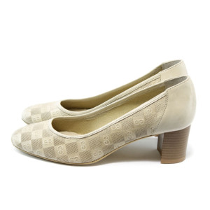 Бежови дамски обувки с ток ГО 0398-2 бежовиKP