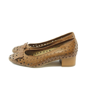 Дамски обувки кафяви на ток ГО 0412-7137 карамелKP