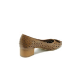Дамски обувки кафяви на ток ГО 0412-7137 карамелKP