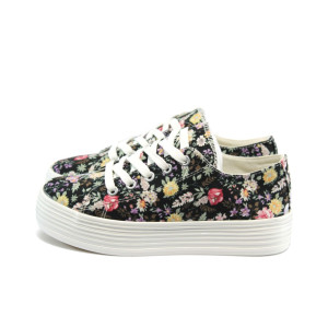 Черни дамски кецове с платформа ФР R66 черни на цветяKP