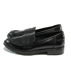 Дамски обувки черни лачени Marco Tozzi 2-24605-33 черен лакKP