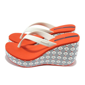 Червени дамски чехли с платформа