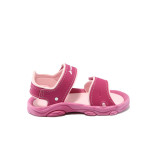 Розови бебешки сандали с лепенки