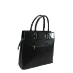 Черна елегантна дамска чанта с лачени елементи СБ 1122 черна с точкиKP