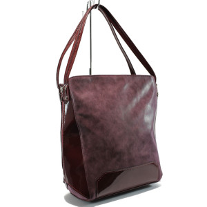 Винена дамска чанта, лачена еко кожа - удобство и стил за вашето ежедневие N 10007822