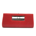 Червена дамска чанта тип портмоне