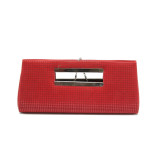 Червена дамска чанта тип портмоне