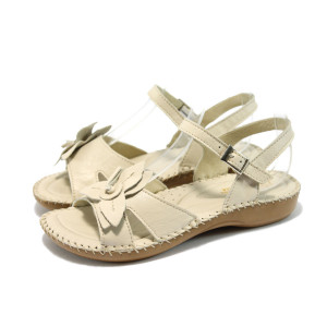 Анатомични бежови дамски сандали от естествена кожа