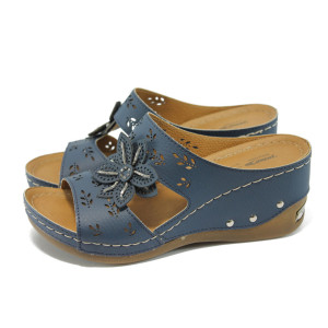 Сини анатомични дамски чехли