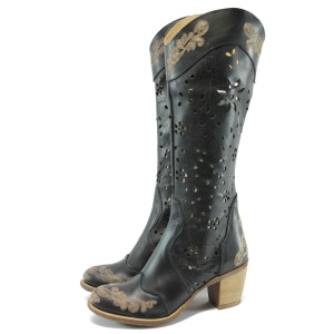 Черни летни ботуши с перфорация, естествена кожа