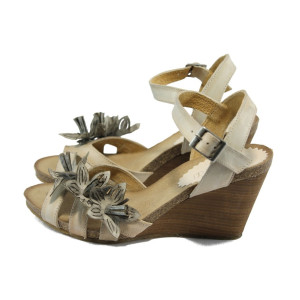 Бежови дамски сандали на платформа, естествена кожа