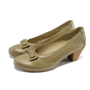 Ортопедични бежови дамски обувки с нисък ток, естествена кожа