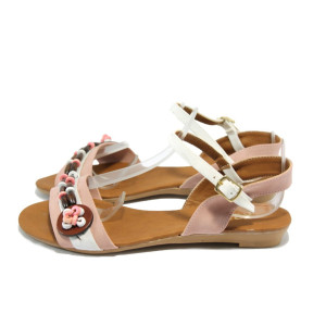 Равни дамски сандали