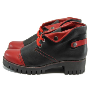 Черни дамски кларкове от естествена кожа, с грайфер