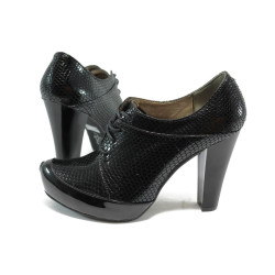 Черни змийски дамски обувки с висок ток