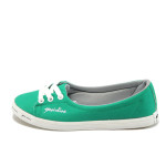 Зелени спортни дамски обувки