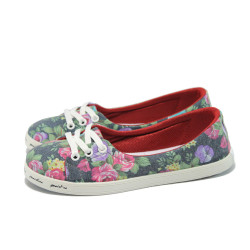 Спортни дамски обувки с цветя