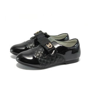Ортопедични детски обувки - черни лачени