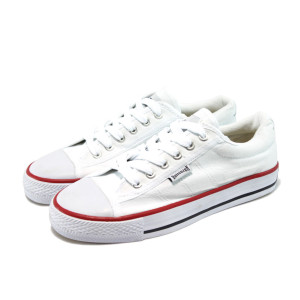 Бели юношески кецове