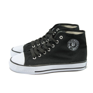 Високи черни юношески кецове