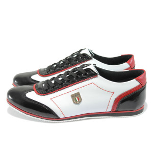 Бели спортни мъжки обувки