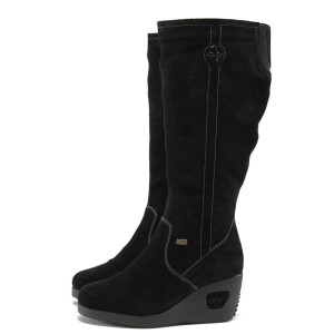 Черни дамски ботуши Rieker от естествена кожа - велур