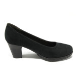 Черни велурени дамски обувки с дебел ток