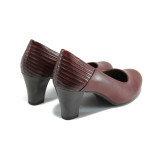 Дамски обувки с удобен ток от естествена кожа