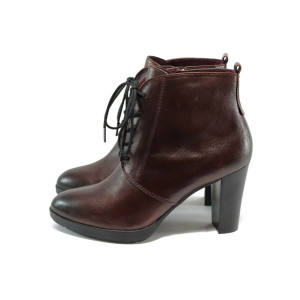 Дамски боти S.Oliver от естествена кожа с мемори пяна