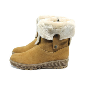 Кафяви дамски боти Rieker от естествена кожа - велур