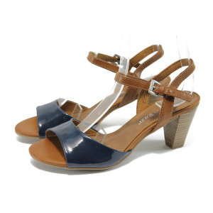 Стилни сини дамски сандали с дебел висок ток