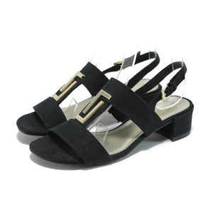 Черни велурени дамски сандали с нисък дебел ток