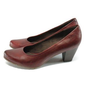 Дамски обувки с нисък ток от естествена кожа