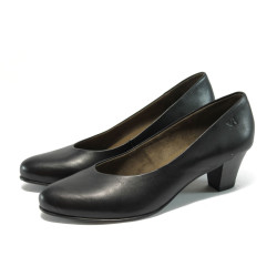 Удобни черни дамски обувки с нисък ток, от естествена кожа