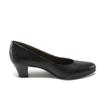 Удобни черни дамски обувки с нисък ток, от естествена кожа