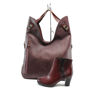 Червен комплект обувки и чанта - модерни в ежедневието N 10007458