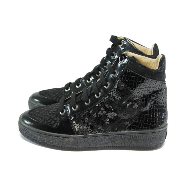 Черни дамски обувки с равна подметка, естествена кожа и лачена естествена кожа  - спортни обувки за пролетта и лятото N 10007904