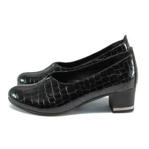 Черни ортопедични дамски обувки със среден ток, лачена естествена кожа - всекидневни обувки за пролетта и есента N 10007931