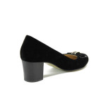 Черни дамски обувки със среден ток, качествен еко-велур - официални обувки за пролетта и лятото N 10007956