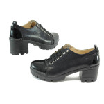 Черни дамски обувки със среден ток, лачена еко кожа - всекидневни обувки за пролетта и есента N 10008172